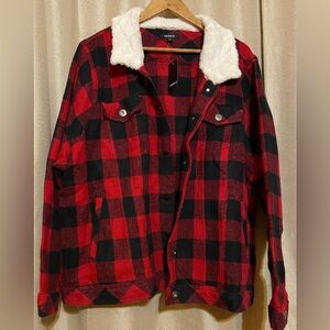 🆕Torrid TRUCKER COAT - BUFFALO PLAID RED